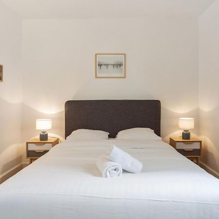 Appartement Du Marche St Honore - Welkeys Paris Exterior foto